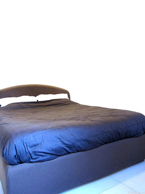 Quiet bedroom for 2 persons equipped with 1 bed(s) of 160cm