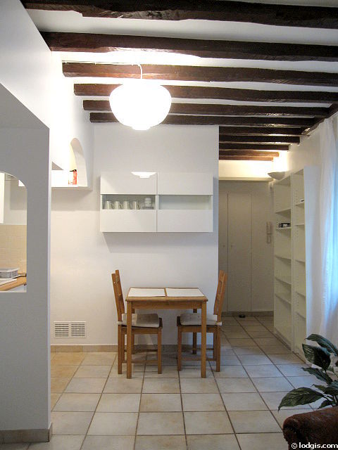 Bright kitchen