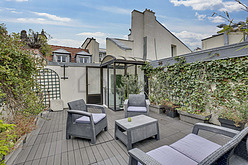 Duplex Paris 1° - Terrasse