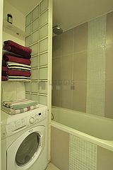 Apartment Paris 1° - Bathroom