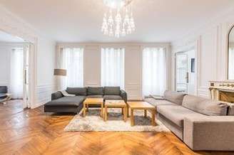 Arc de Triomphe Paris 16° 3 bedroom Apartment