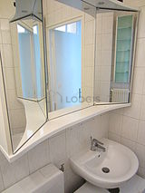 Apartment Paris 11° - Bathroom