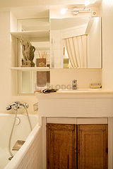 Apartment Paris 1° - Bathroom