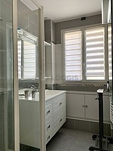 Apartment Paris 16° - Bathroom