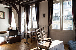 Apartamento Paris 4° - Salaõ