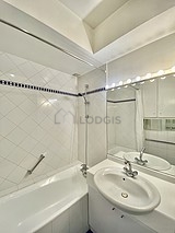 Appartamento Parigi 1° - Sala da bagno