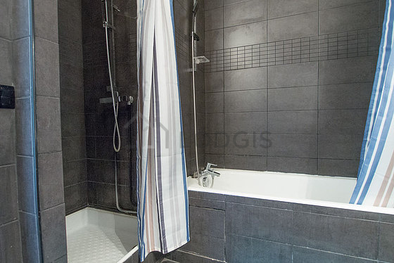 Beautiful bathroom with tile floor