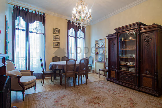 Apartamento París 8° - 