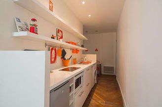 France パリ 10区 ワンルーム アルコーヴ（しきりのない小空間）