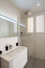 Apartment Paris 7° - Bathroom