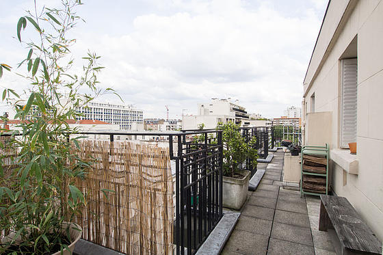 Very bright balcony with paving floor