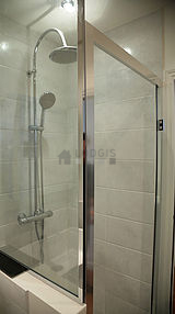 Appartement Paris 4° - Salle de bain