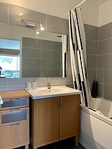 Apartment Neuilly-Sur-Seine - Bathroom