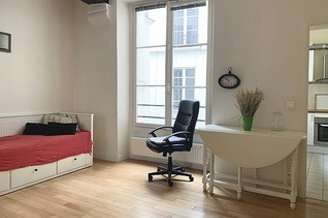 Studio meublé n°10515770 28 m² Panthéon 1 700 € /mois 1 300 € /mois Disponible à partir du 31-12-2026 Paris 5°