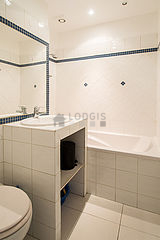 Apartment Paris 7° - Bathroom