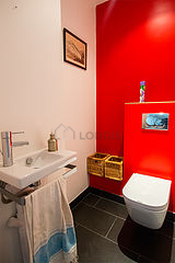 Apartment Paris 19° - Toilet