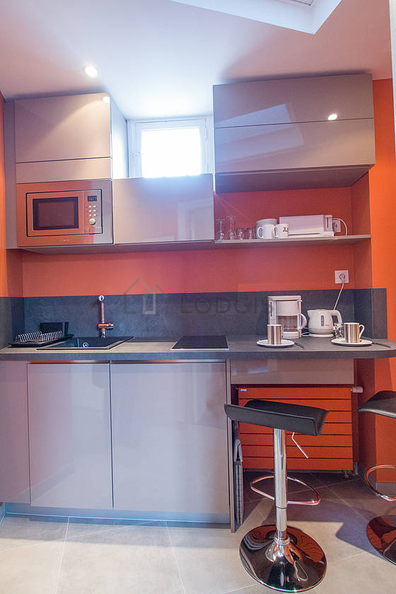 Great kitchen with tile floor