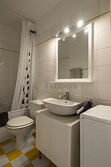 Apartment Paris 11° - Bathroom