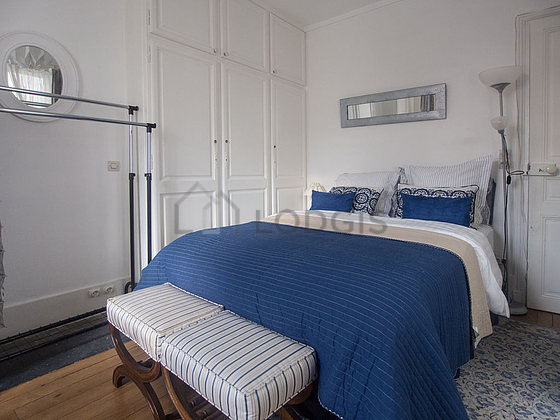 Very quiet bedroom for 2 persons equipped with 1 bed(s) of 160cm