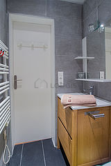 Apartment Paris 11° - Bathroom