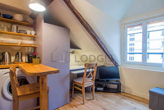 République Париж Paris 11° студия