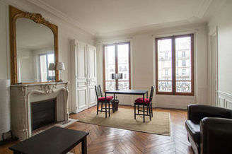 Studio Paris 8°