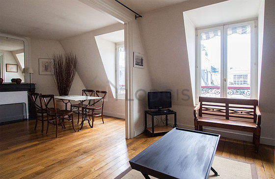 Beau séjour calme et lumineux d'un appartement à Paris