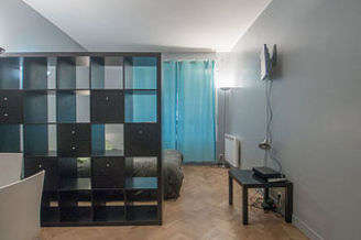 Gambetta Paris 20° studio