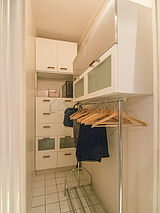 Apartment Paris 8° - Dressing room