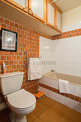 Apartment Paris 4° - Bathroom