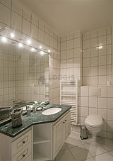Apartment Paris 6° - Bathroom