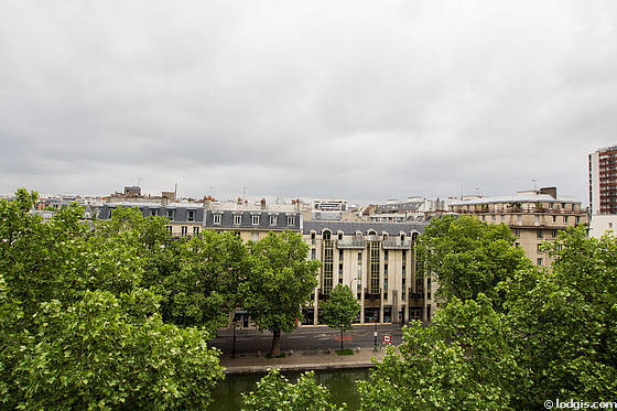 Beau séjour calme et lumineux d'un appartement à Paris