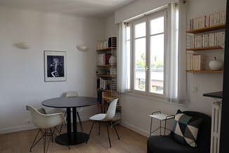 Invalides Paris 7° Estúdio com espaço dormitorio