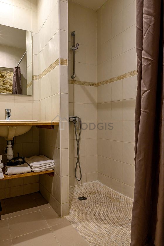 Beautiful bathroom with tile floor