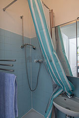 Apartment Paris 20° - Bathroom