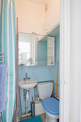 Apartment Paris 20° - Bathroom