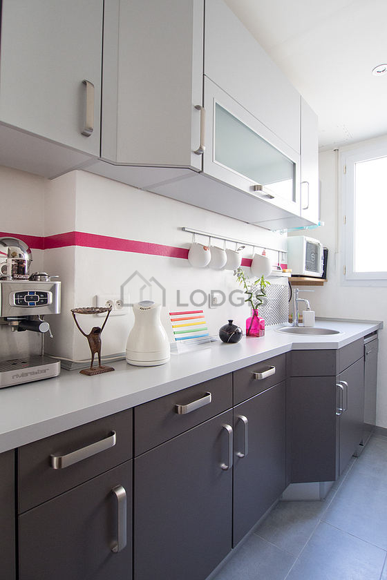 Great kitchen with tile floor