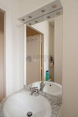 アパルトマン パリ 16区 - バスルーム