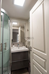 Wohnung Paris 1° - Badezimmer