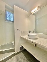 Apartment Paris 9° - Bathroom