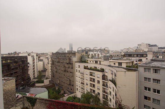 Great, very quiet and very bright sitting room of an apartment in Paris
