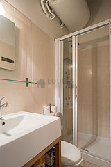 Apartment Paris 4° - Bathroom