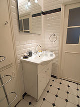 Apartment Paris 4° - Bathroom