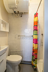 Apartment Paris 4° - Bathroom