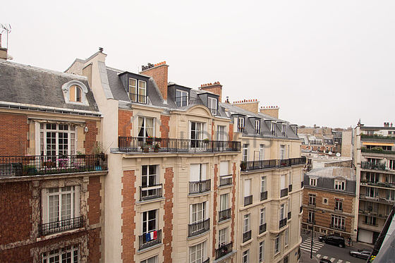 Magnifique séjour calme et très lumineux d'un appartement à Paris