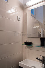 Apartment Paris 10° - Bathroom