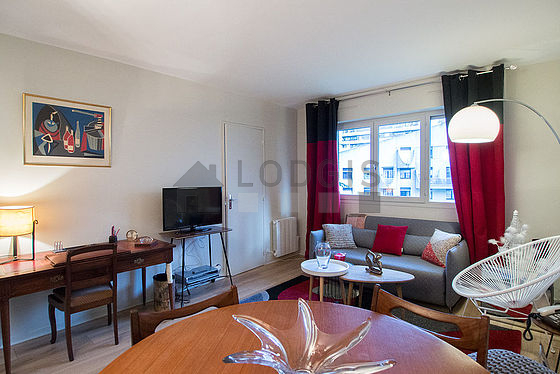 Very quiet living room furnished with 1 sofabed(s) of 140cm, tv, 1 armchair(s), 5 chair(s)