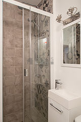 Wohnung Paris 1° - Badezimmer