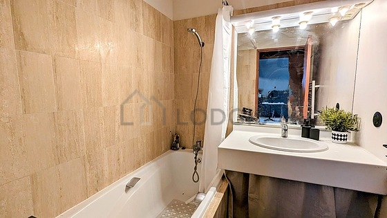 Beautiful bathroom with tile floor