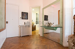 Apartment Paris 8° - Entrance